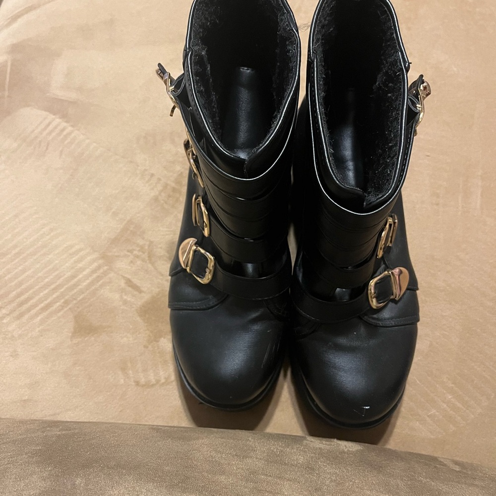 Black Buckle Platform Combat Boots - Women's Size 7-8 - Picture 5 of 11